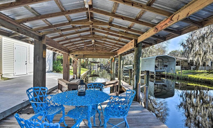 Crescent City House | St Johns River Canal Home w/Grill!