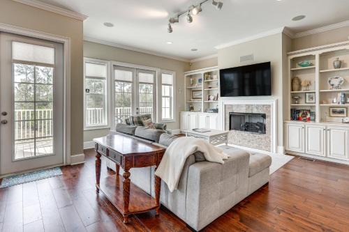 St. Marys House | St Marys Vacation Rental with Community Dock Access!