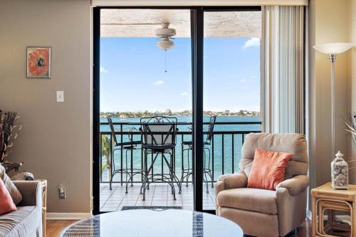 Casa del Mar House | St Pete Isla Casa B-507 Beautiful