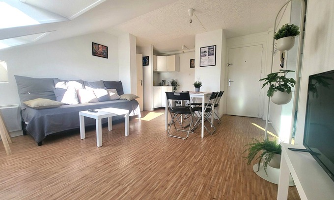 Trappes Apartment | St-quentin-en-yvelines : Appartement Avec Parking