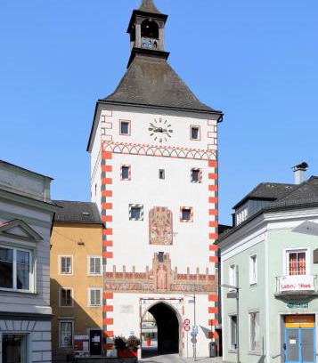 Voecklabruck Hotel | Stadthotel Restaurant Auerhahn