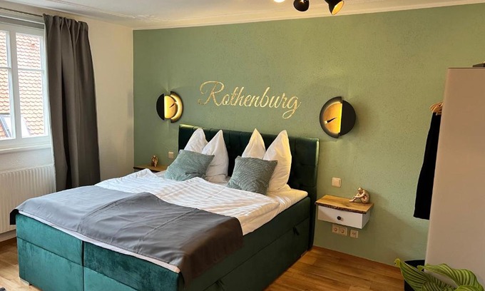 Rothenburg Old Town Apartment | #Stadtspeicher - Grüner Stern das Apartment mitten in der Altstadt