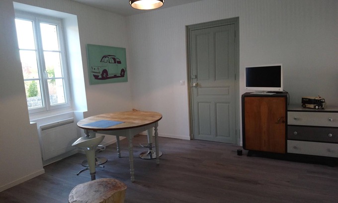 Beaumont-en-Veron House | Stage of the Loire à Vélo