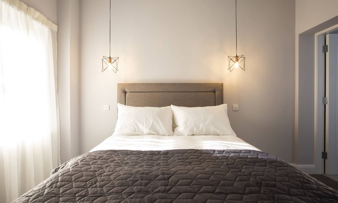 Donaghmore Apartment | Standard Apartment with Street View Ground Floor at Rooms at the Lower House