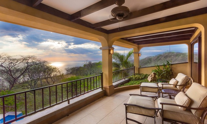Coco Villa | Standout Luxury Ocean View Villa