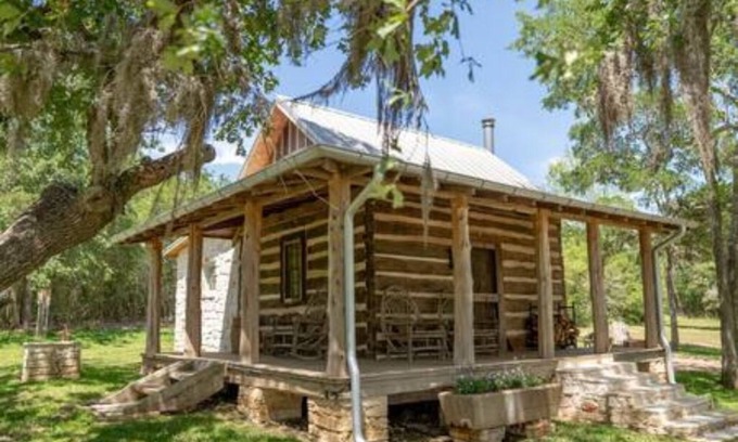 New Ulm Cabin | StarHill Farms Bader Cabin
