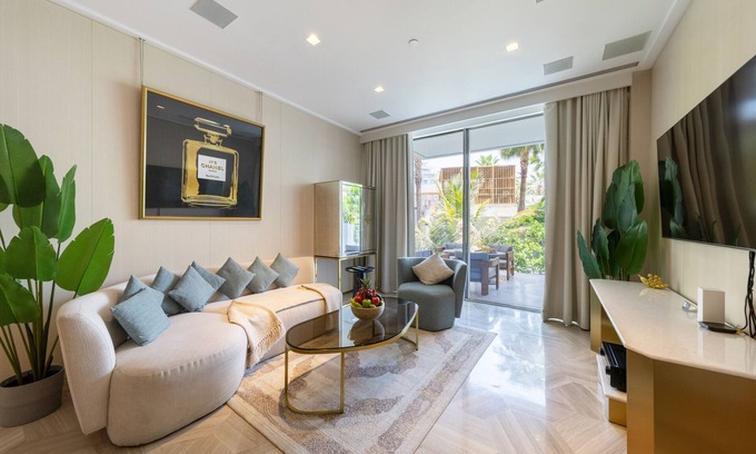 Palm Jumeirah Apartment | Startling 2BR Apt at FIVE Palm Residences