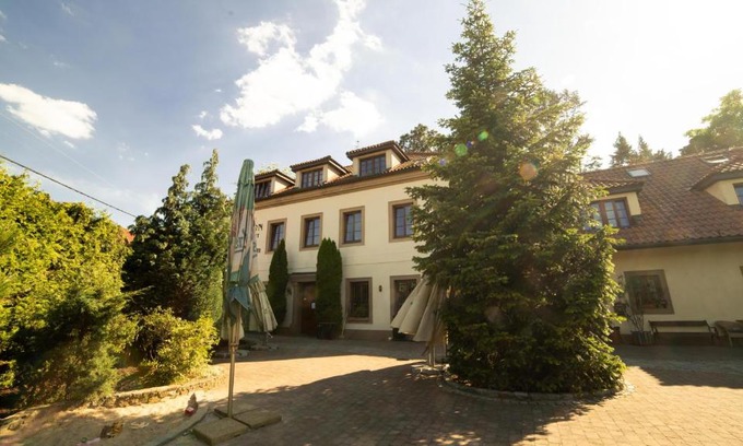 Cernosice Hotel | Stary dum