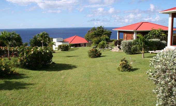Oranjestad Cabin | Statia Lodge