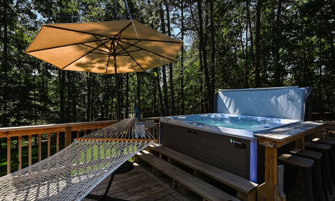 Lakeside Woods House | Stay at a great place at Lake Anna.