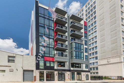 Poplar Apartment | Stay at Luna on N 11th St