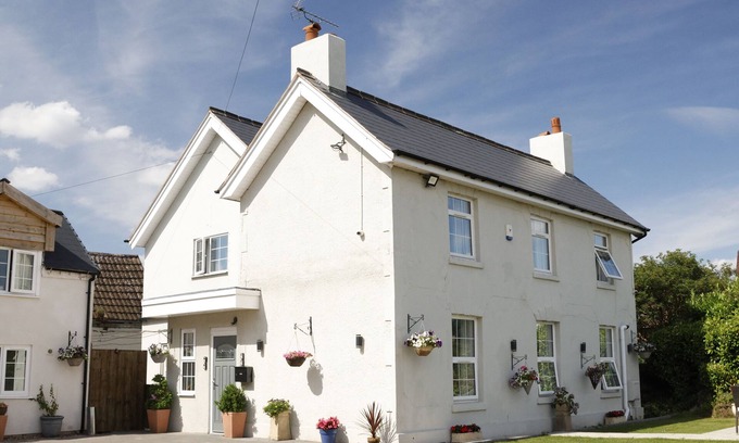 Shobdon Cottage | Stay at the Granary Villa, your home from home.