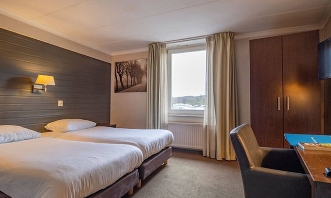 Geulhem Hotel | Stay Close to Nature in Relaxing Room Near Gemeentegrot Valkenburg