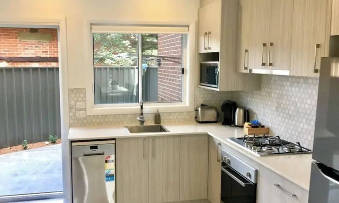 Wagga Wagga Apartment | Stay in the heart of the CBD!
