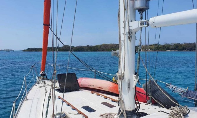 Carti Tupile Boat Rental | Stay on a Sailboat, San Blas