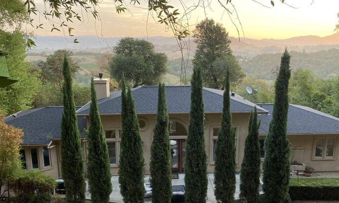Healdsburg Villa | Stay surrounded by Fitch Mountain Park and Open Space Preserve.