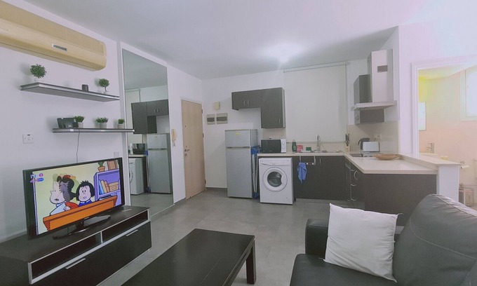 Egkomi Apartment | STAY Universal Studio