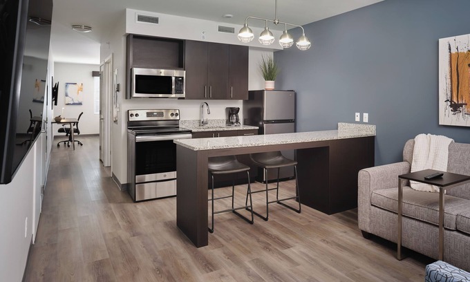 Norfolk - Virginia Beach Apartment | stayAPT Suites Suffolk-Chesapeake