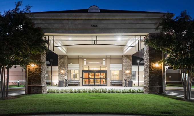 Chantilly Hotel | Staybridge Suites Chantilly - Dulles Airport by IHG