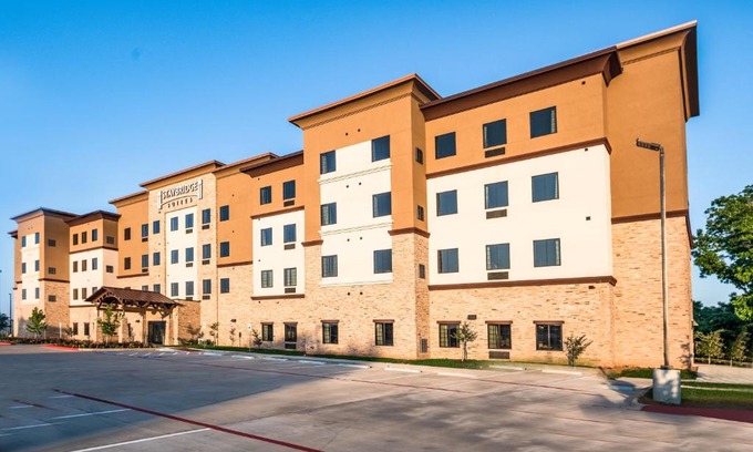 Lake Jackson Hotel | Staybridge Suites - Lake Jackson by IHG