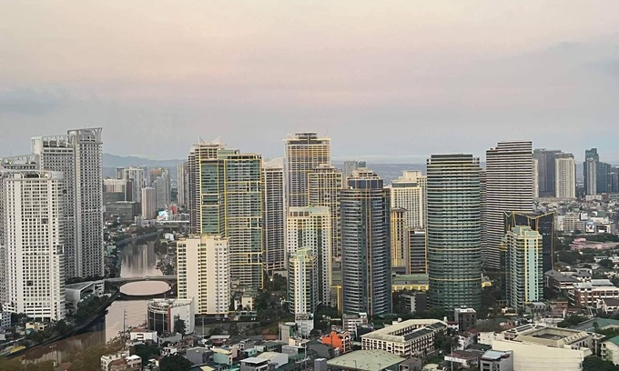 Bel-Air Condo | Staycation on overlooking studio