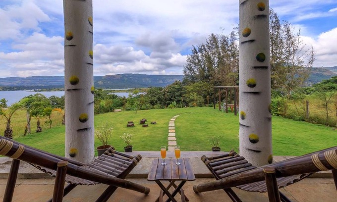 Wadgaon Villa | StayVista at Jal By The Bay