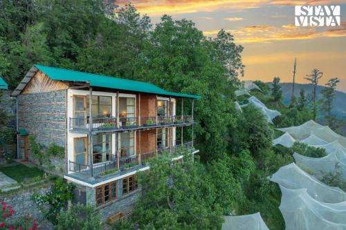 Kumharsain Villa | StayVista at Seetalvan Orchards with Views, WiFi