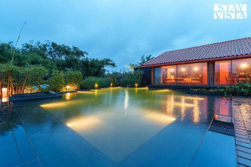 Nashik Villa | StayVista at Stonescape Villa with Pool, Lawn & Mountain View