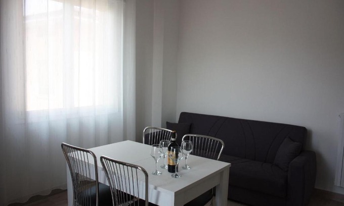 Romano di Lombardia Apartment | [Stazione] - Casa privata con veranda