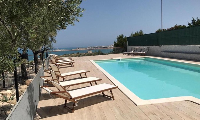 Defensola Apartment | Stella Marina with Pool 100 m from beach