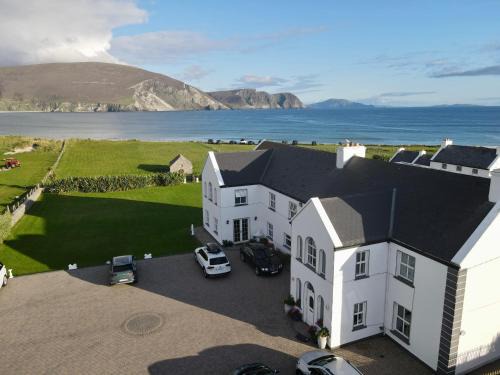 Keel Bed & Breakfast | Stella Maris Bed and Breakfast, On the Beach