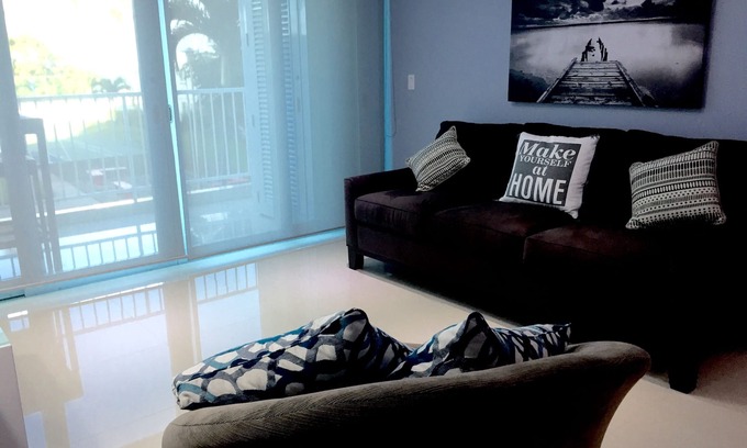 Isla Verde Condo | Steps away from Isla Verde Beach
