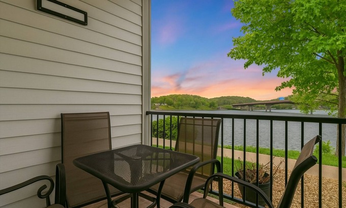 Camdenton Condo | Steps to Water, Serene View, Updated Condo Family Fun w/3 Pools in Camdenton