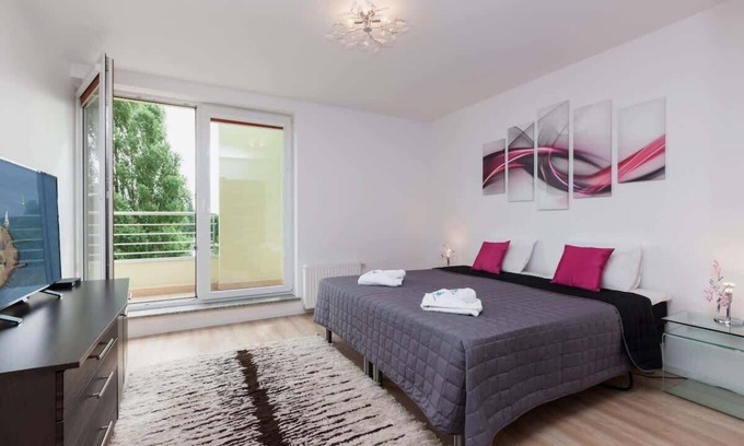 Swinoujscie Apartment | Steyera 2 | Elegant Apartment with Beautiful View