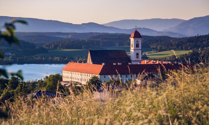 Sankt Georgen am Langsee Hotel | Stift St. Georgen am Längsee