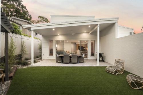Nelson Bay House | Stillwater on Stockton, 57B Stockton St - complete luxury in the heart of town