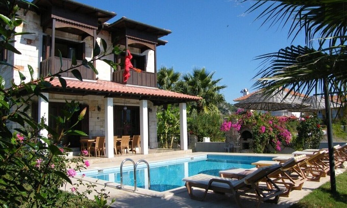 Dalyan Villa | Stone built villa with private pool in beautiful surroundings.