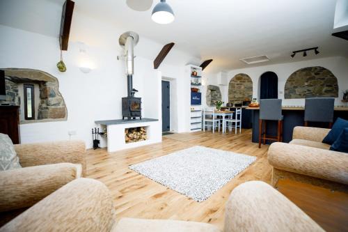 Letterston House | Stone cottage in rural Pembrokeshire