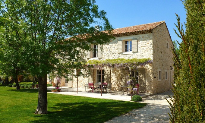 Aix-en-Provence Other | Stone farmhouse in Aix en Provence - Near the Alpilles, the Luberon, Cassis .