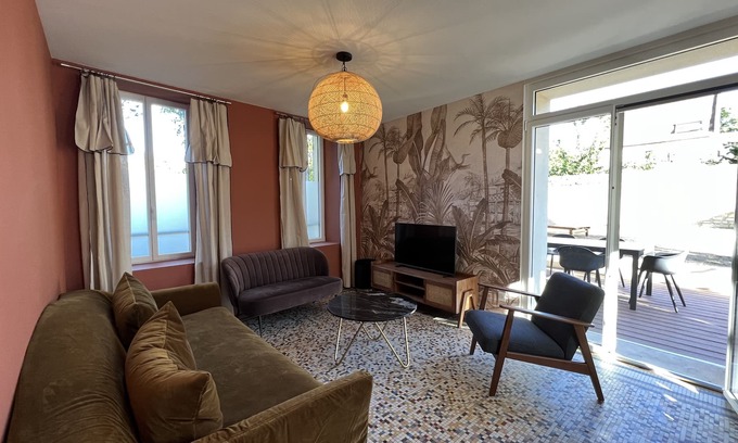 Louvigny House | Stone house 10 minutes from the city center of Caen by bike!