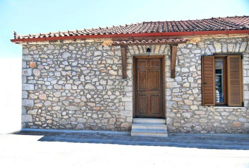 Amfikleia-Elateia House | Stone house Amfikleia
