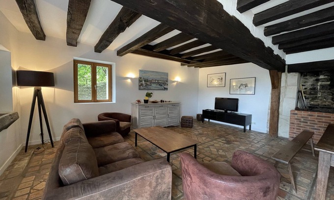 Thoree-les-Pins House | Stone House in Sarthe with Historic Chapel