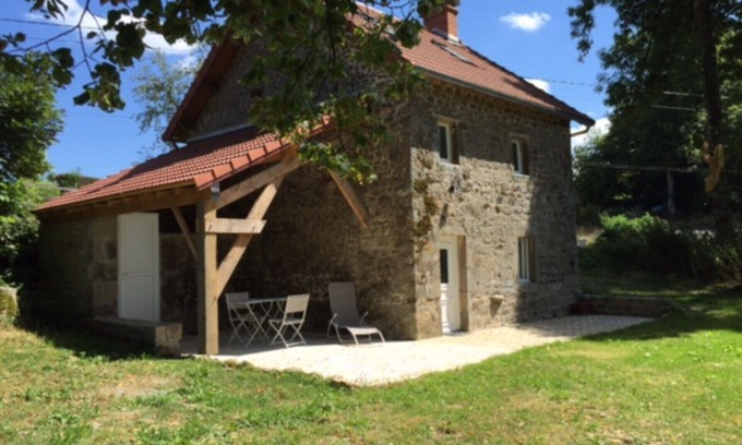 Feniers House | STONE HOUSE RENOVATED WITH TASTE WITH TENNIS IN A HAVEN OF PEACE