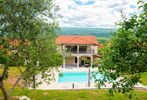 Citluk Villa | Stone house with 4 bedrooms and beautiful view