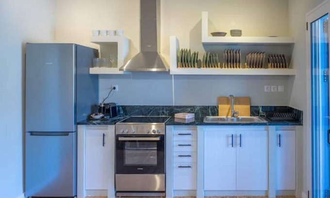 Filiatra Apartment | Stone residence across Eiffel's Tower - Filiatro 4