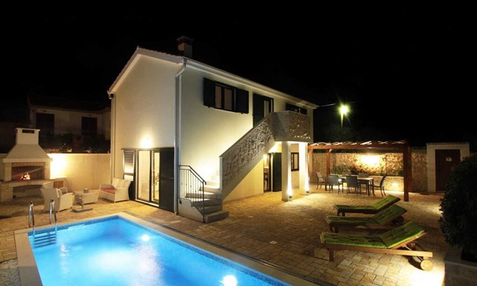 Vinjerac Villa | Stone Villa Castello Coza II. with pool, close to the sea and Velebit mountain