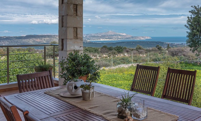 Apokoronas Villa | Stone villa Halepa with panoramic view and fantastic garden area!n