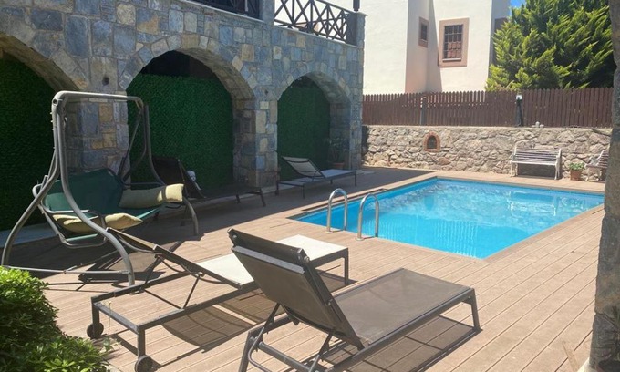 Konacık Villa | Stone villa private pool