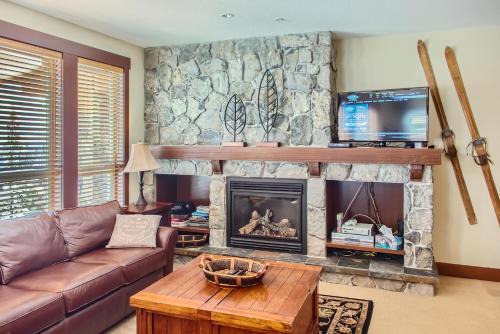 Big White Ski Resort Apartment | Stonegate Resort Unit A102