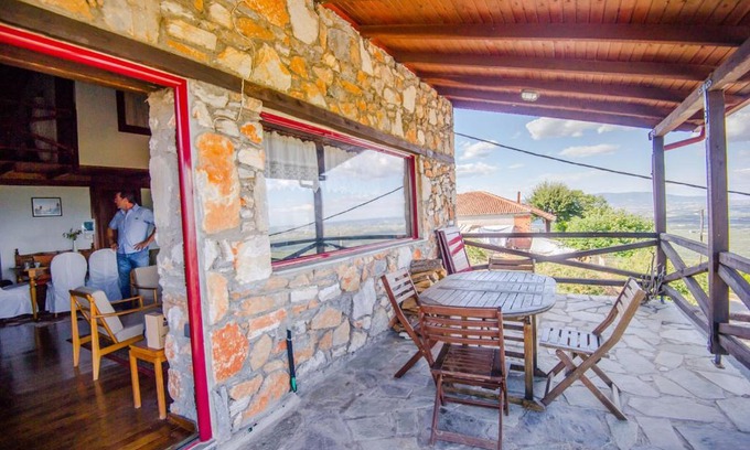 Dio-Olympos House | Stonehouse 2 Bedroom Chalet on Olympus Amazing View